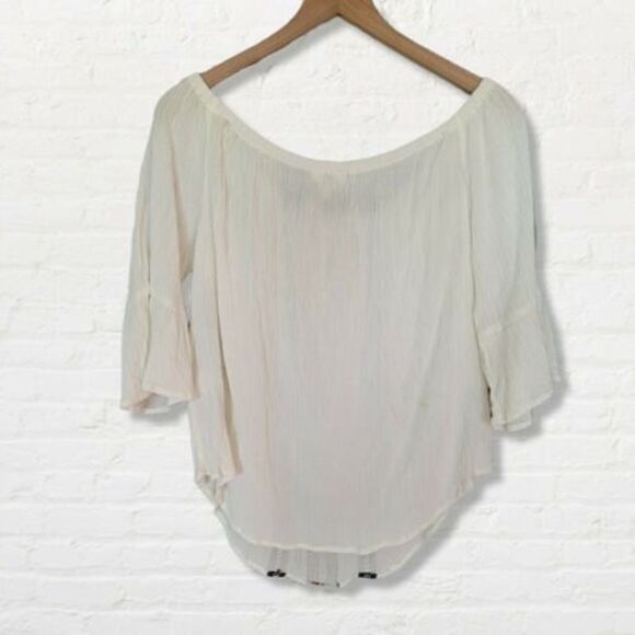 NWT Hint of Blush Boho Top Off the Shoulder Top with Embroidered Detail Size Med - Picture 2 of 9